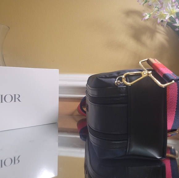 Dior Pouch organizer converted in to shoulder bag/belt bag - Picture 9 of 15